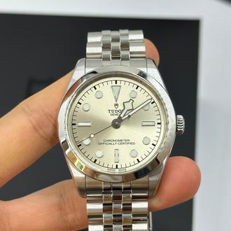 Tudor Black Bay 36